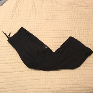 Black Lululemon Workout Capris